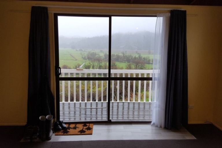 Photo of property in 25 Whiteman Road, Kawakawa, 0210