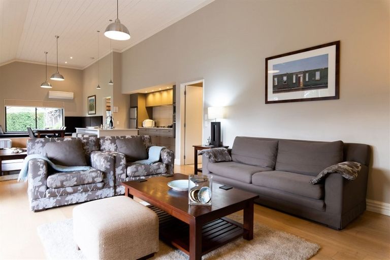 Photo of property in 52 New York Street, Martinborough, 5711