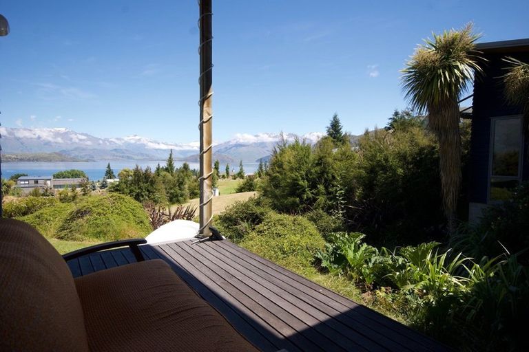 Photo of property in 13 Minaret Ridge, Wanaka, 9305