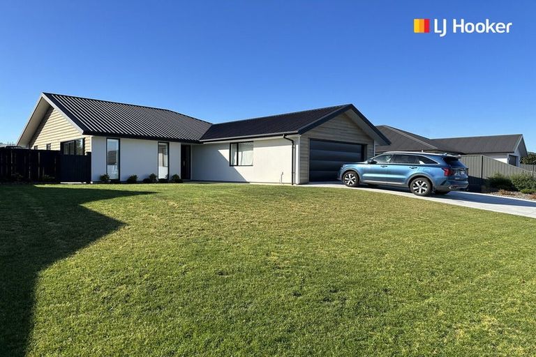 Photo of property in 14 Anderton Crescent, Mosgiel, 9024