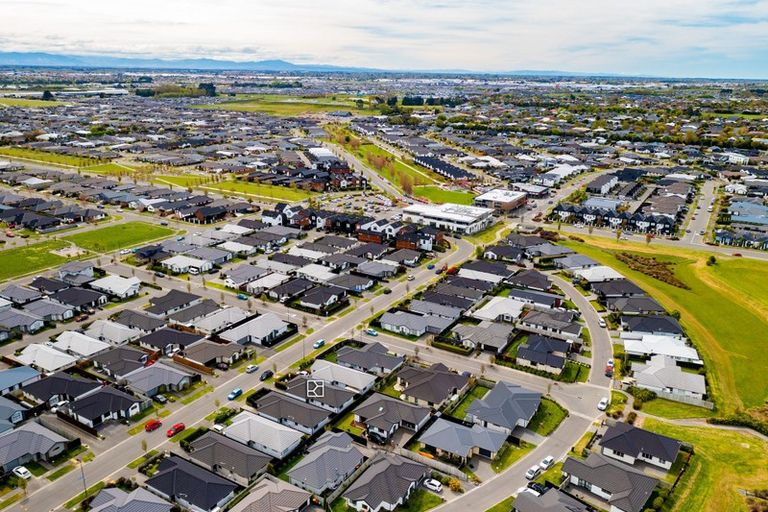 Photo of property in 31 Packard Crescent, Halswell, Christchurch, 8025