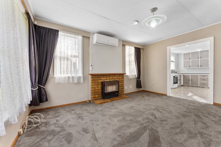 Photo of property in 6 Duncan Place, Highbury, Palmerston North, 4412