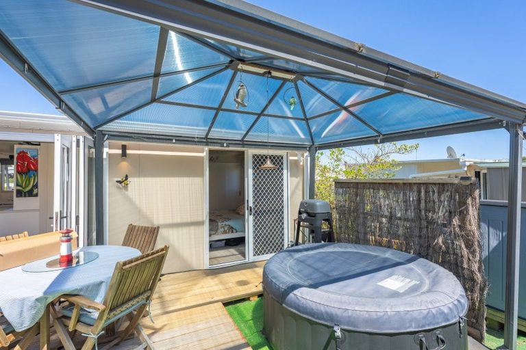 Photo of property in 20 Tasman Road, Otaki Beach, Otaki, 5512
