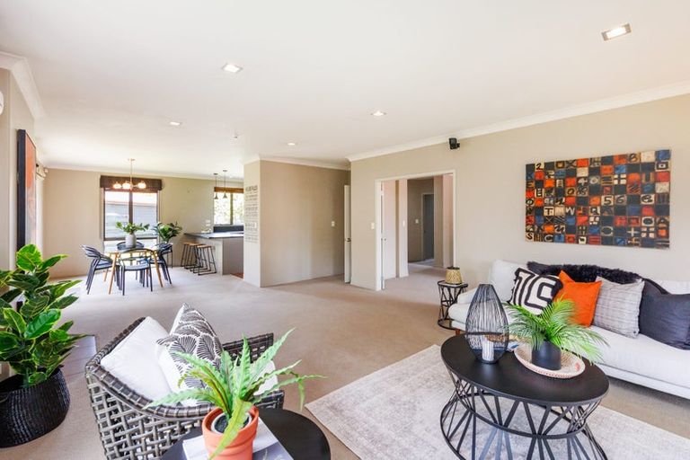 Photo of property in 23 Opawa Place, Terrace End, Palmerston North, 4410