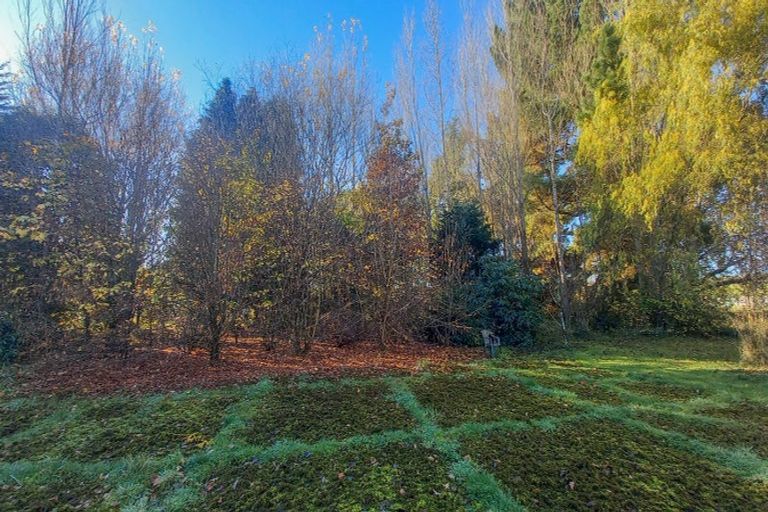 Photo of property in 3 Sim Road, Pukemaori, Otautau, 9682