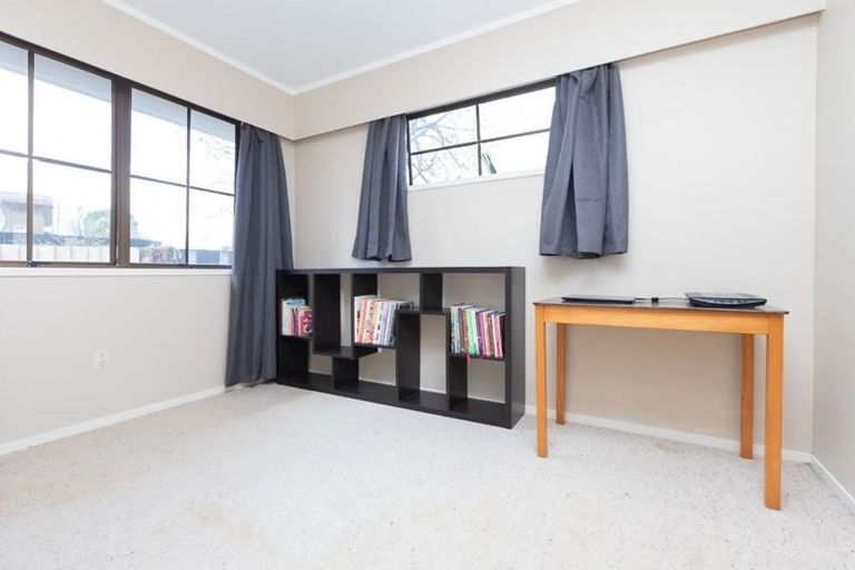 Photo of property in 35 Cullimore Street, Pukete, Hamilton, 3200