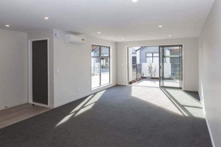 Photo of property in 6 Earhart Lane, Wigram, Christchurch, 8042