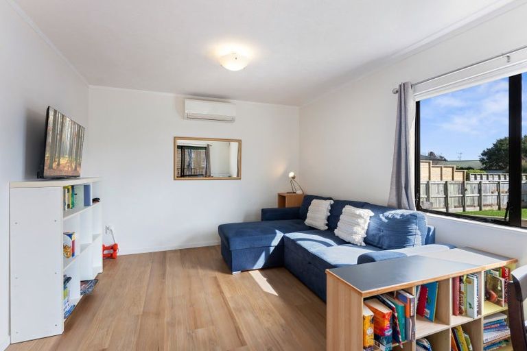 Photo of property in 6a Parakai Street, Paraparaumu, 5032