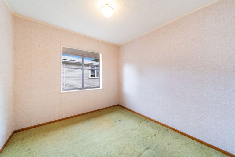 Photo of property in 34 Tuatara Drive, Te Kamo, Whangarei, 0112