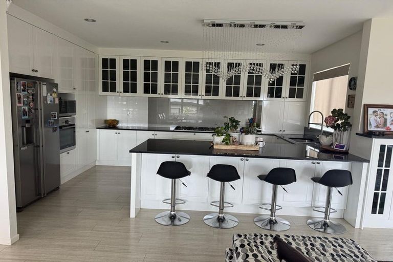 Photo of property in 1 Irongate Avenue, Ranui, Auckland, 0612