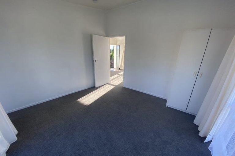 Photo of property in 61 Juniper Road, Sunnynook, Auckland, 0620