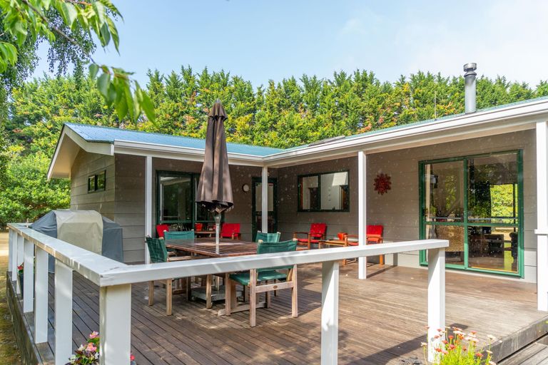 Photo of property in 129b Kent Street, Carterton, 5713