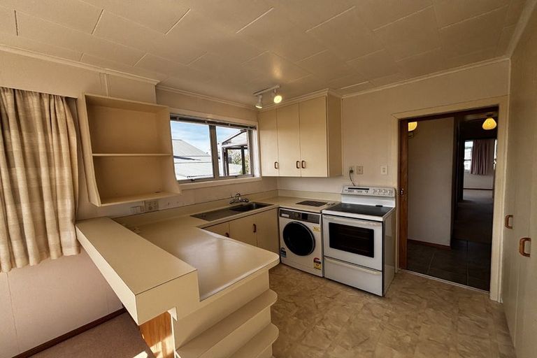 Photo of property in 34 Ngaio Street, Strandon, New Plymouth, 4312