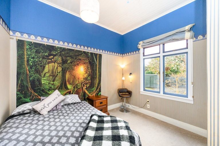Photo of property in 74 Pitama Road, Awapuni, Palmerston North, 4412