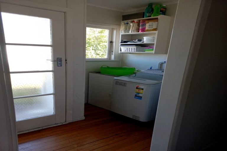 Photo of property in 2 Elliott Crescent, Owhata, Rotorua, 3010