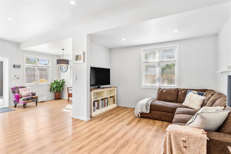 Photo of property in 81 Oxford Street, Lansdowne, Masterton, 5810