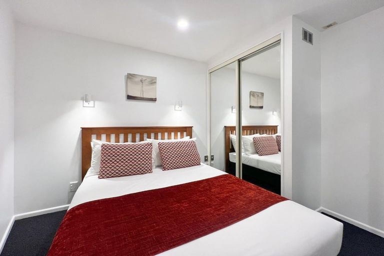 Photo of property in Terrace Garden Apartments, 12b/120 The Terrace, Wellington Central, Wellington, 6011