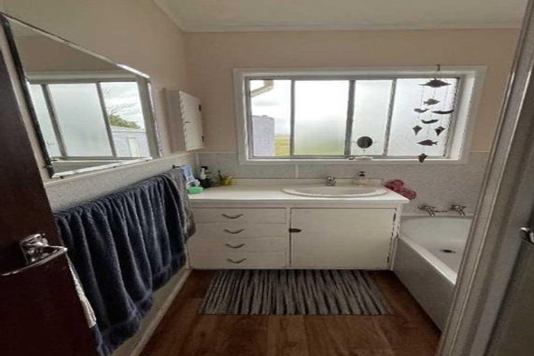 Photo of property in 1607 Pouto Road, Te Kopuru, 0391