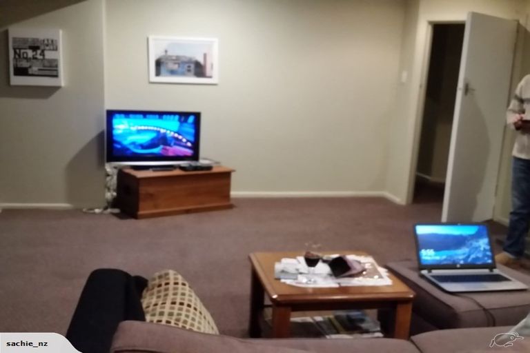 Photo of property in 72 Dyers Pass Road, Cashmere, Christchurch, 8022