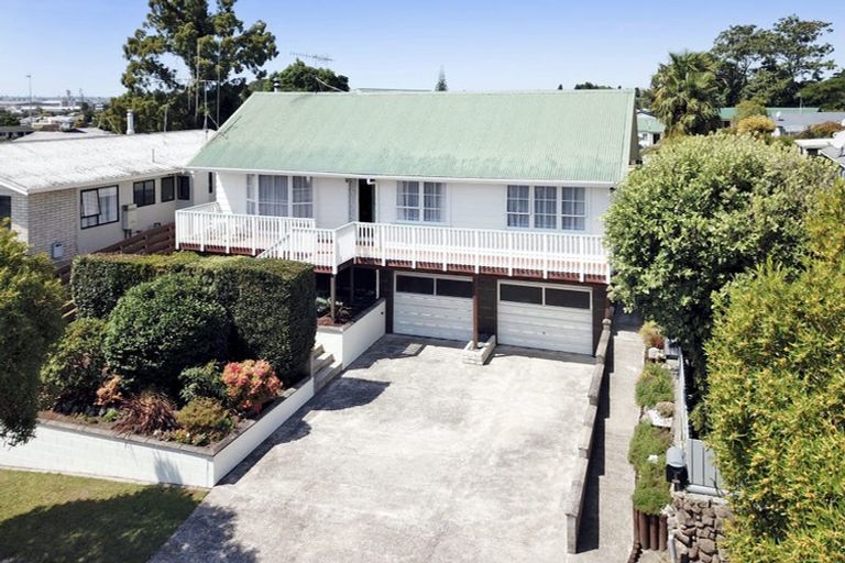 Photo of property in 6 Bayview Street, Te Puke, 3119