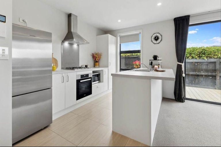 Photo of property in 1 Regiment Road, Papakura, 2110