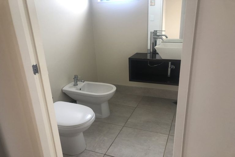 Photo of property in 9 Okura River Road, Okura, Albany, 0792