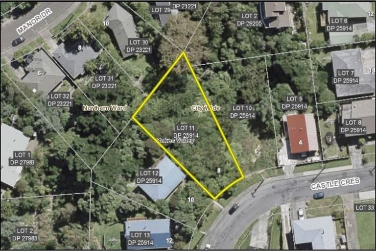 Photo of property in 8 Castle Crescent, Stokes Valley, Lower Hutt, 5019