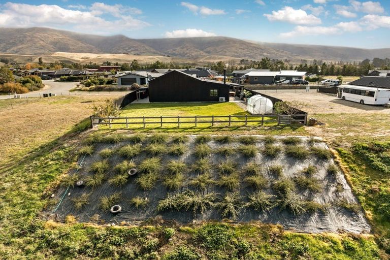 Photo of property in 4 Pegasus Court, Mount Pisa, Cromwell, 9383