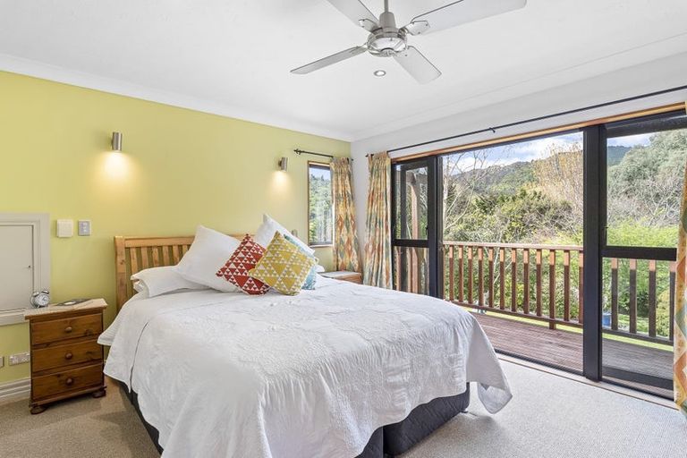 Photo of property in 72 Maui Pomare Road, Nikau Valley, Paraparaumu, 5032