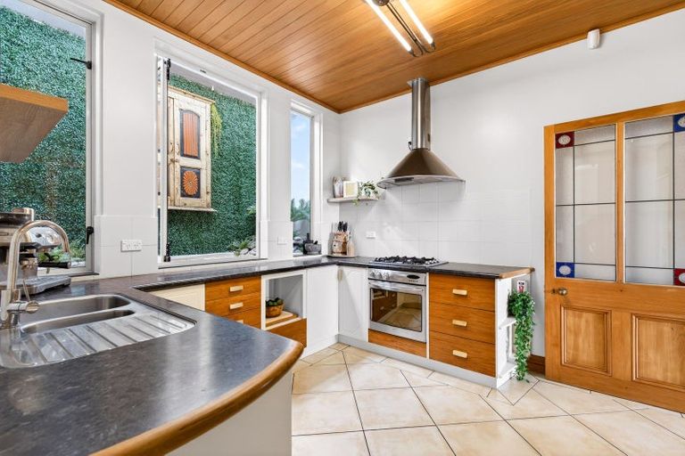 Photo of property in 153 Emerson Street, Napier South, Napier, 4110