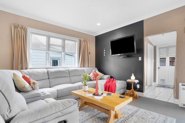 Photo of property in 44 Villa Street, Masterton, 5810