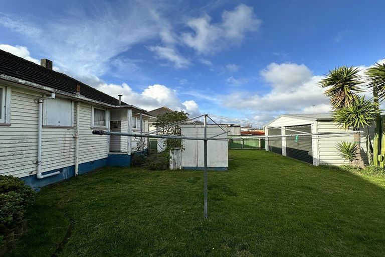Photo of property in 141 Puriri Street, Castlecliff, Whanganui, 4501