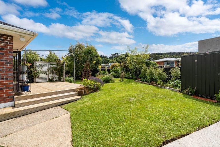 Photo of property in 19 Salmond Street, Halfway Bush, Dunedin, 9010