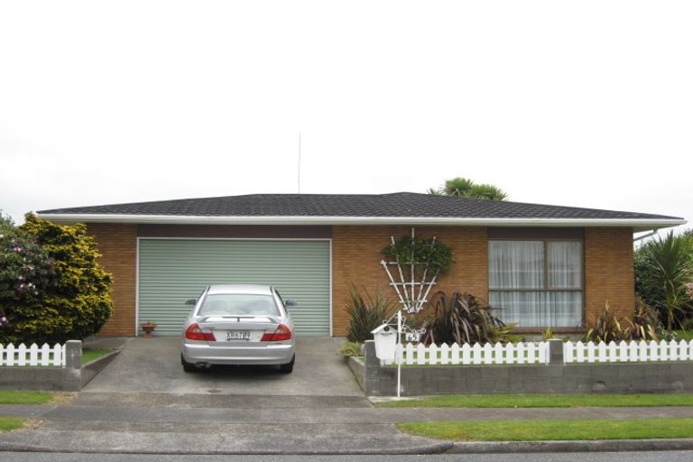 Photo of property in 65 Manu Crescent, Upper Vogeltown, New Plymouth, 4310