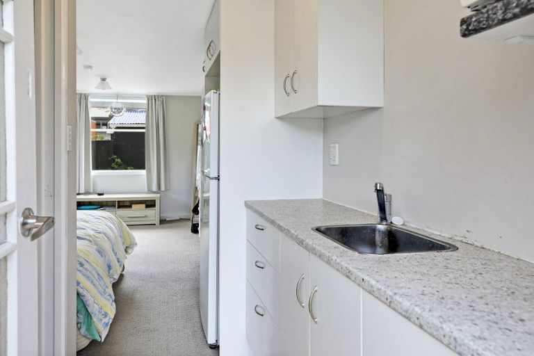 Photo of property in 7 Knighton Road, Hillcrest, Hamilton, 3216