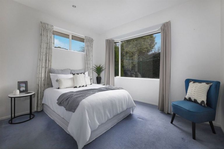 Photo of property in 10 Elmtree Close, Parklands, Christchurch, 8083