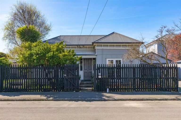 Photo of property in 9 Convoy Street, New Brighton, Christchurch, 8083