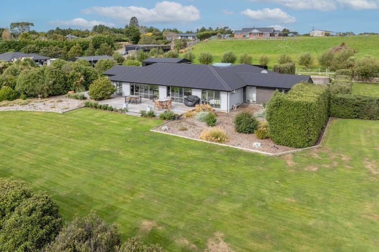 Photo of property in 30 Kakariki Way, Otatara, Invercargill, 9879
