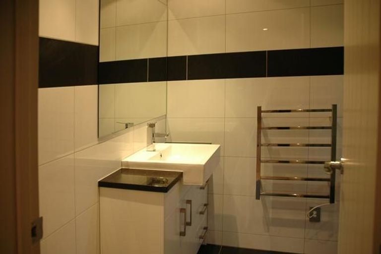 Photo of property in 21 Leburn Crescent, Flat Bush, Auckland, 2016