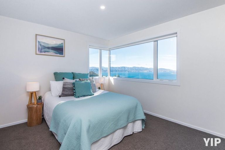 Photo of property in 8 Cessna Way, Newlands, Wellington, 6037