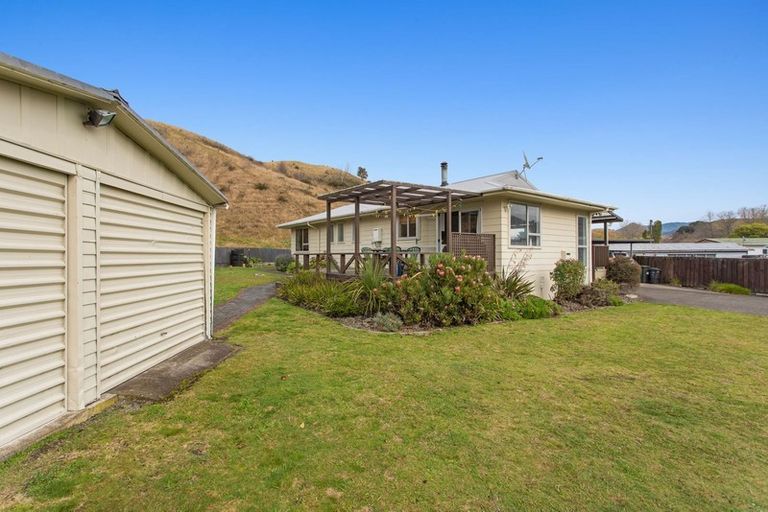 Photo of property in 50 Peter Lippa Drive, Kawerau, 3127