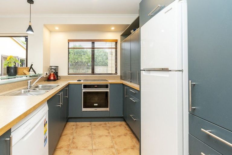 Photo of property in 16 Grasmere Court, Huntington, Hamilton, 3210