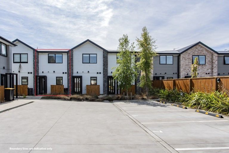 Photo of property in 8/70 Brockworth Place, Riccarton, Christchurch, 8011