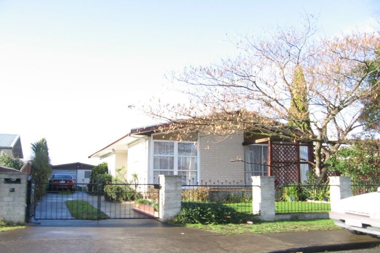 Photo of property in 4 Birkenhead Crescent, Flaxmere, Hastings, 4120