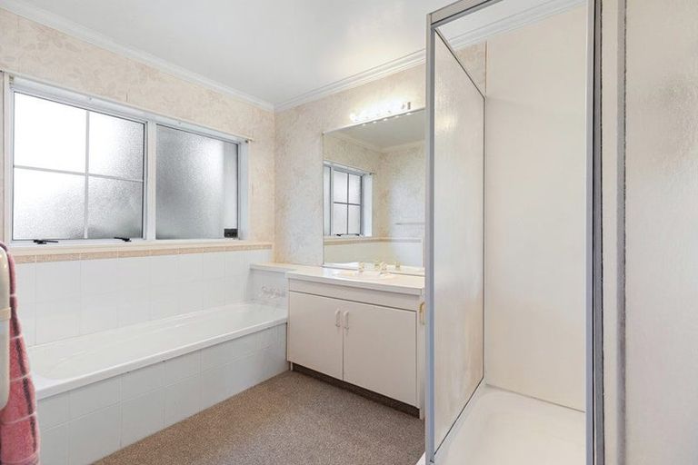 Photo of property in 9 Plateau Heights, Mount Maunganui, 3116