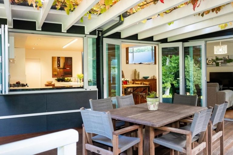 Photo of property in 17b Kopanga Road, Havelock North, 4130