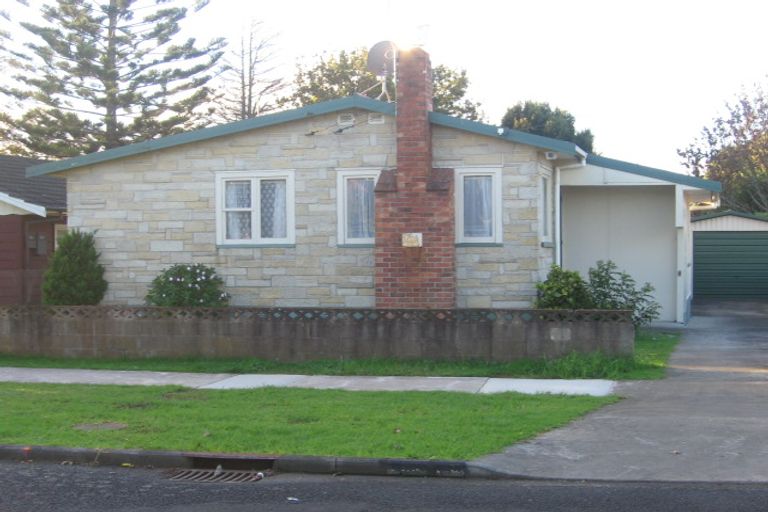 Photo of property in 30 Hamilton Road, Papatoetoe, Auckland, 2025