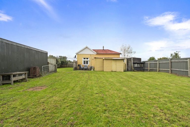 Photo of property in 5 Alexander Street, Ohingaiti, Hunterville, 4785