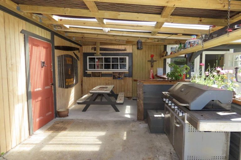 Photo of property in 69 Shiel Street, Reefton, 7830