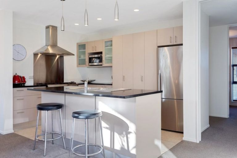 Photo of property in 1 Hawthorn Mews, Rangiora, 7400